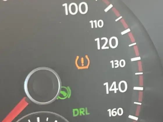 Voyant pression des pneus Volkswagen - que faire ?